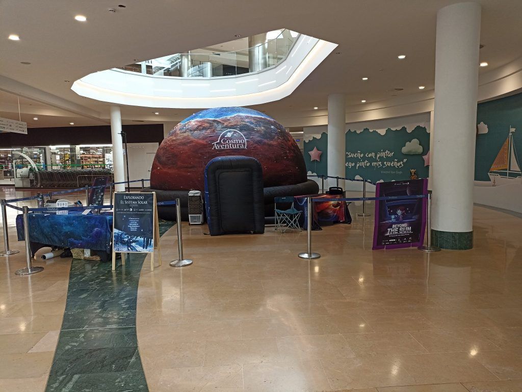 Planetario Móvil accesible